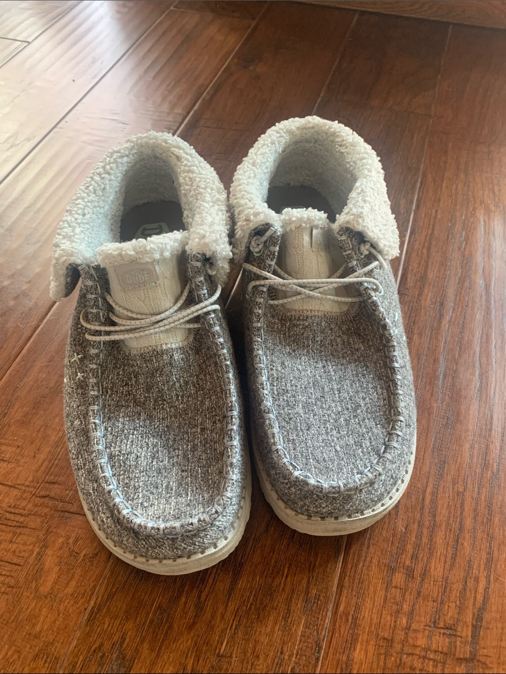 HEY DUDE FAUX SHERPA LINED WENDY FOLD OVER ANKLE BOOTS